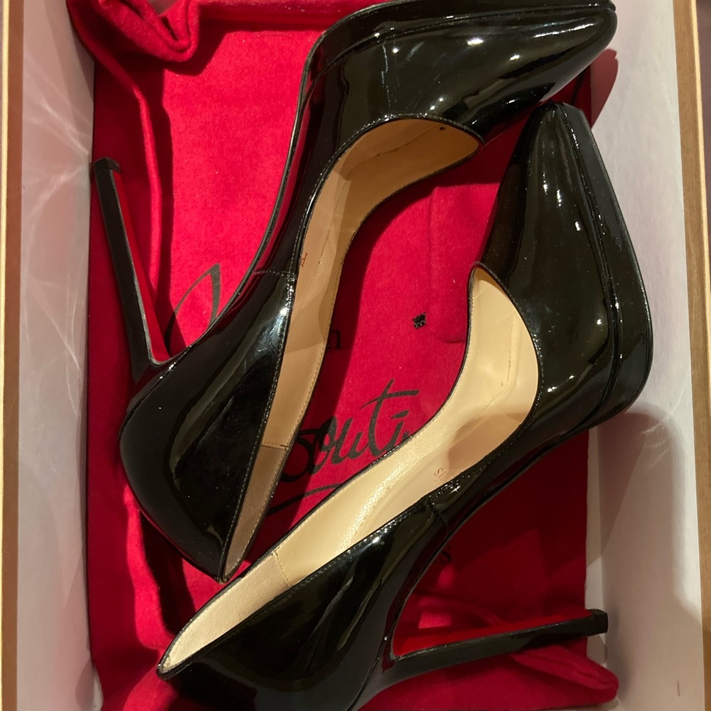 Christian Louboutin Pigalle platform patent heels